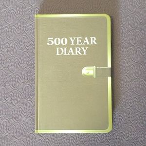 Dr Who BBC 500 year diary.